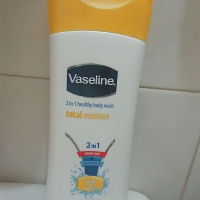 Review: Vaseline Body Wash